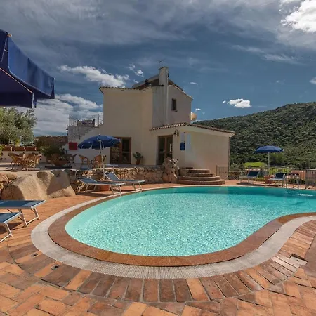 Stunning Residence Bouganvillage Studio Sleeps 2 Plus Child Bed