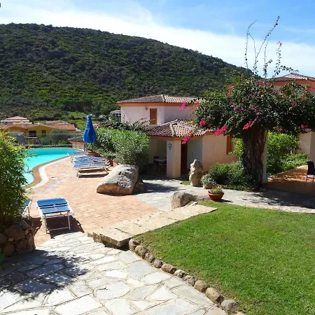 Stunning Residence Bouganvillage Studio Sleeps 2 Plus Child Bed Apartamento